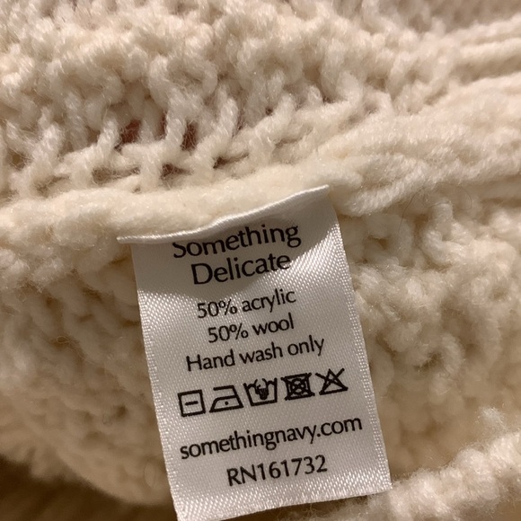 Something Navy Womens Chunky Cable Knit Button Up Cardigan Sweater White Size XS - Picture 6 of 13